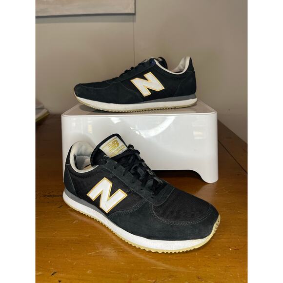 New balance 220 Volt size 8 - Picture 1 of 4